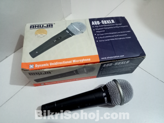 Microphone